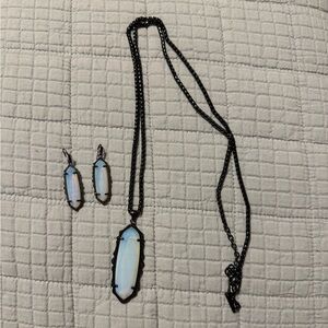 Kendra Scott Necklace and Earrings Set